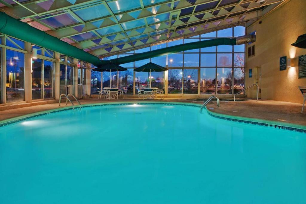 La Quinta By Wyndham Springdale Hotel Exterior foto